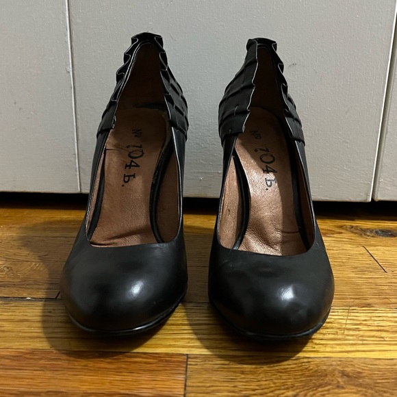 No 704 b Black Chunky Heel Pumps - Size 7 - Picture 3 of 6